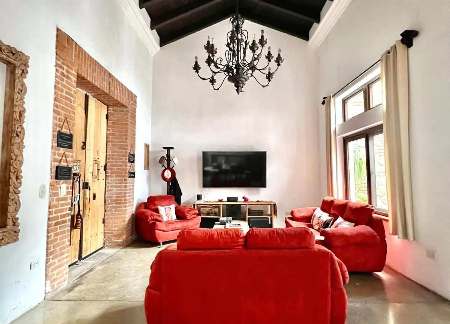 Spacious Gem In The Heart Of Antigua Guatemala